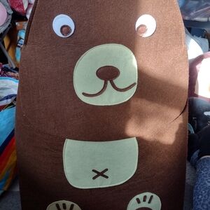 Huntington Home Brown Bear Felt Hamper, Toy Box & Bed Caddy. Aprox 28"Tx19"w.